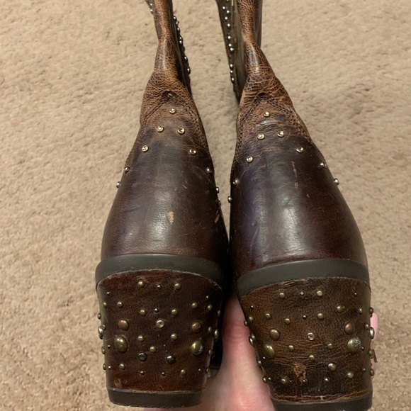 Ariat cowboy boots - Picture 2 of 5